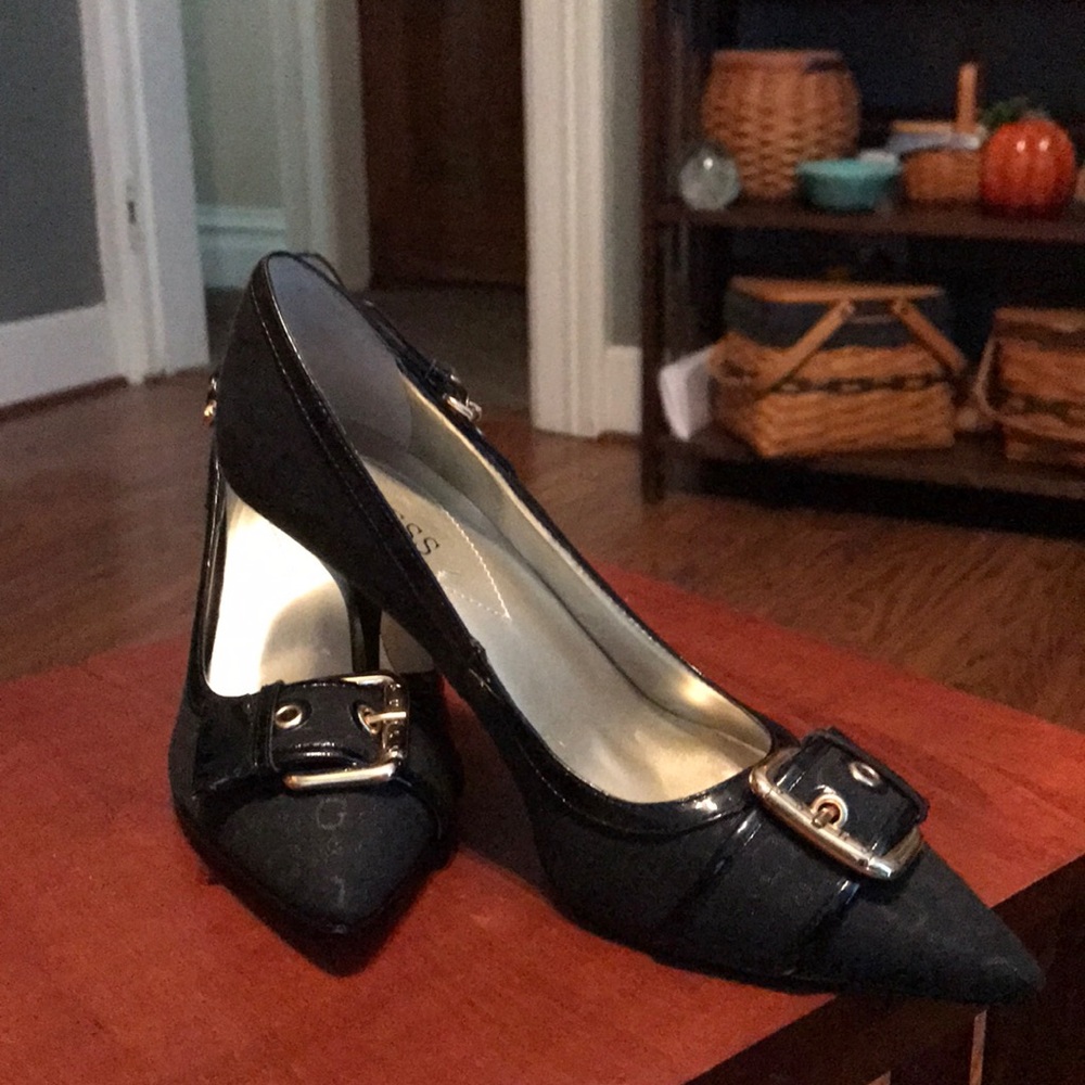 Brand new Guess heels
